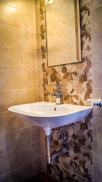 Guest House Meridi Priseltsi Luaran gambar