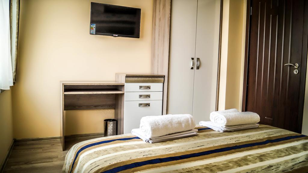 Guest House Meridi Priseltsi Luaran gambar