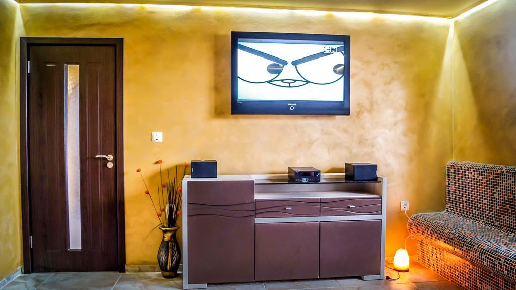 Guest House Meridi Priseltsi Luaran gambar