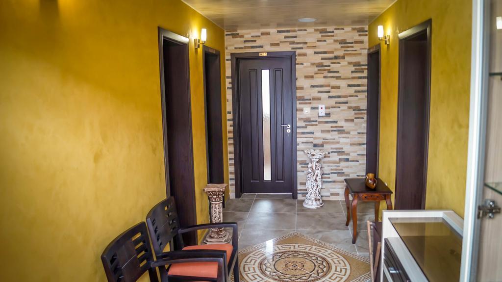 Guest House Meridi Priseltsi Luaran gambar